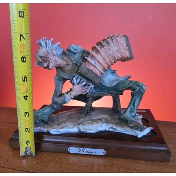 Vintage Giuseppe Armani Accordion Playing figurine Rare Retired #121/975 Italy - Picture 10 of 15